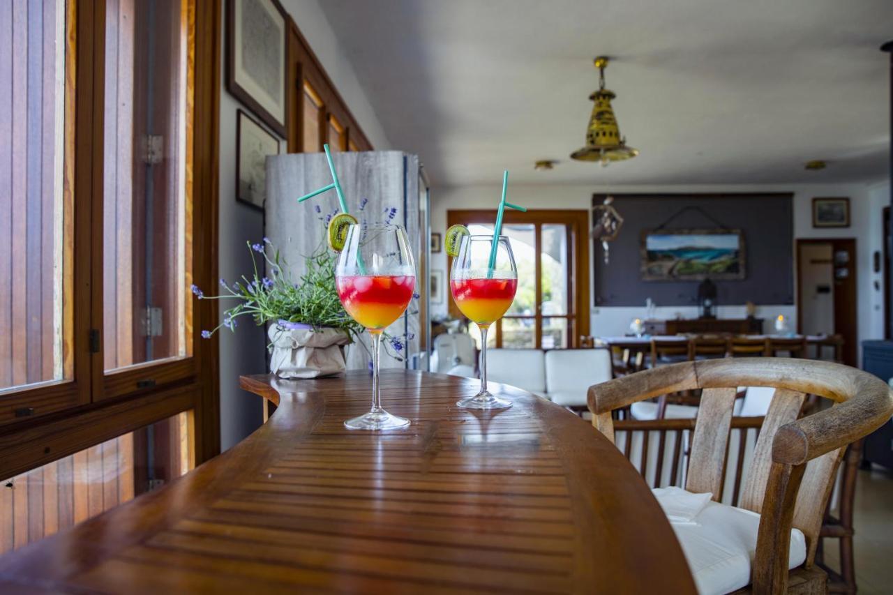 Villa Curiazzi Guesthouse Viale La Pelosa 16 Stintino Exteriér fotografie
